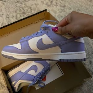 Nike lilac low dunks